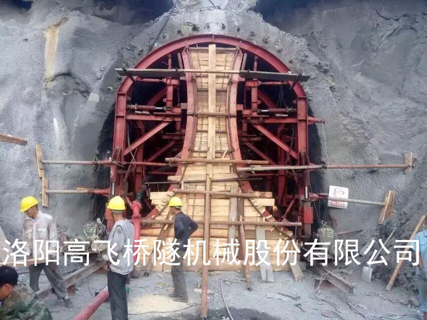 郴州香山公路中隔墻臺(tái)車(chē) 郴州香山公路中隔墻臺(tái)車(chē)